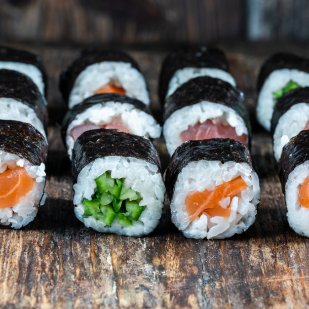 i8238-maki-sushi